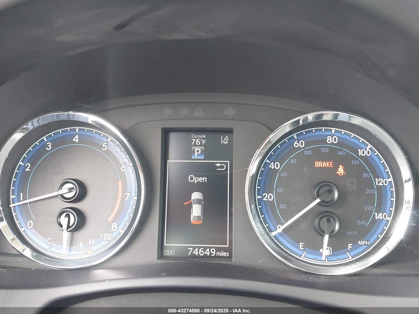 2017 Toyota Corolla Se Special Edition VIN: 5YFBURHE0HP634735 Lot: 43274590