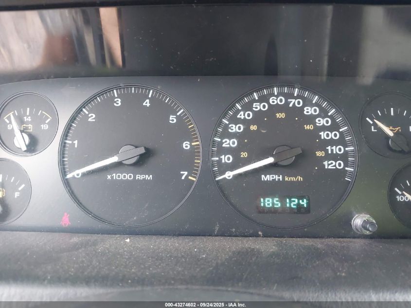 2003 Jeep Grand Cherokee Laredo VIN: 1J4GX48S33C523680 Lot: 43274602