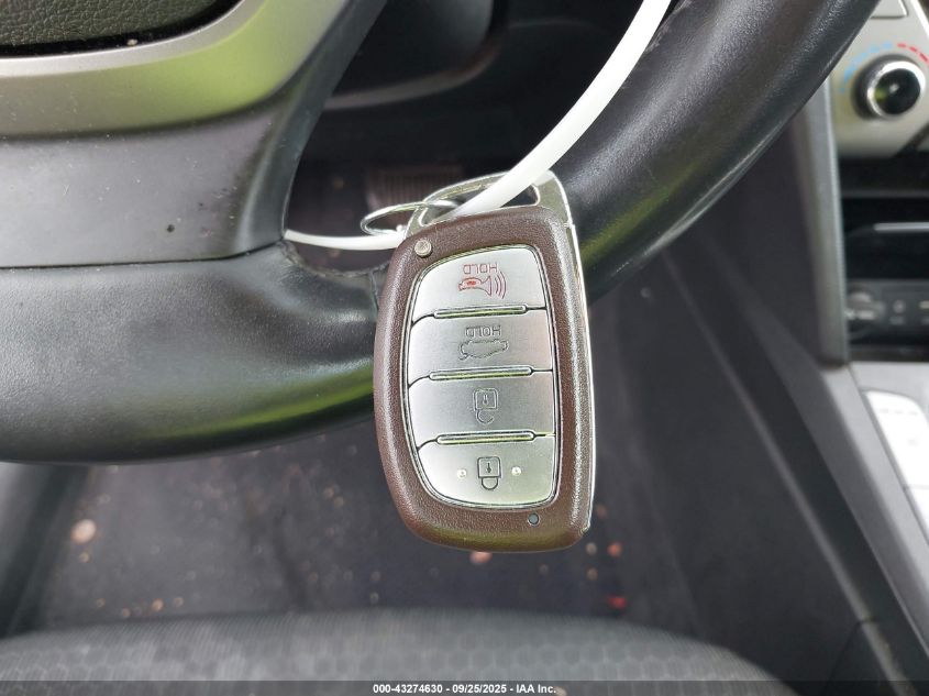 2017 Hyundai Elantra Value Edition VIN: 5NPD84LF4HH207460 Lot: 43274630