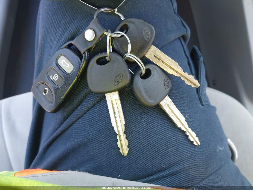 2009 Kia Spectra Ex VIN: KNAFE221X95601541 Lot: 43274825