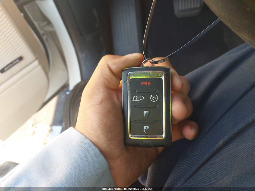 2021 JEEP GRAND CHEROKEE L LIMITED 4X4 - 1C4RJKBG5M8113248