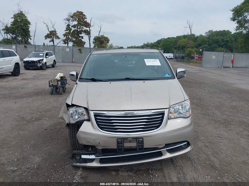 2016 Chrysler Town & Country Touring-L Anniversary Edition VIN: 2C4RC1CG2GR260722 Lot: 43274915