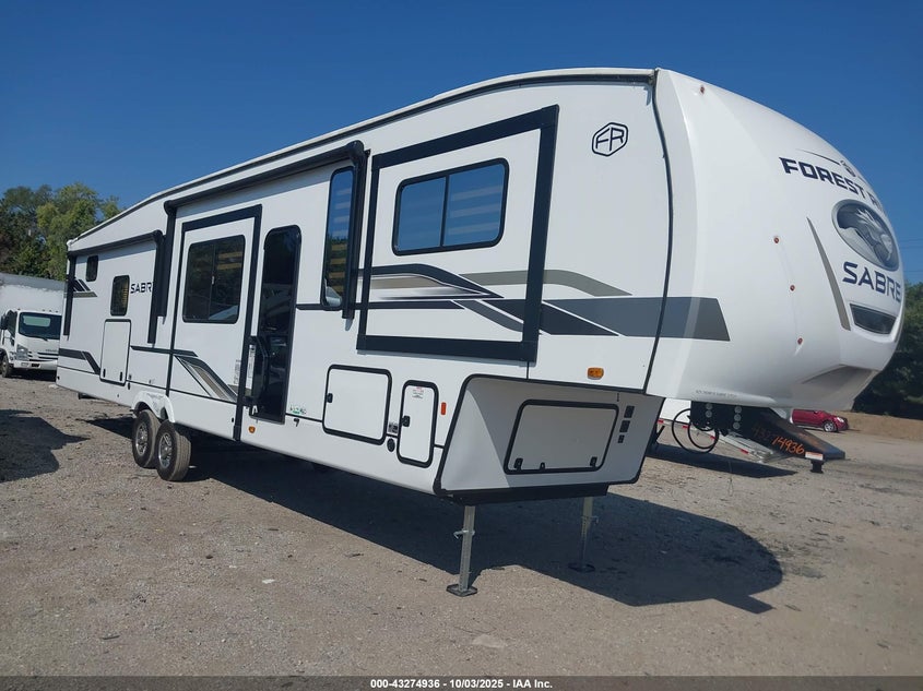 2025 FOREST RIVER OTHER  (VIN: 5ZT3SR2B9S6114779)