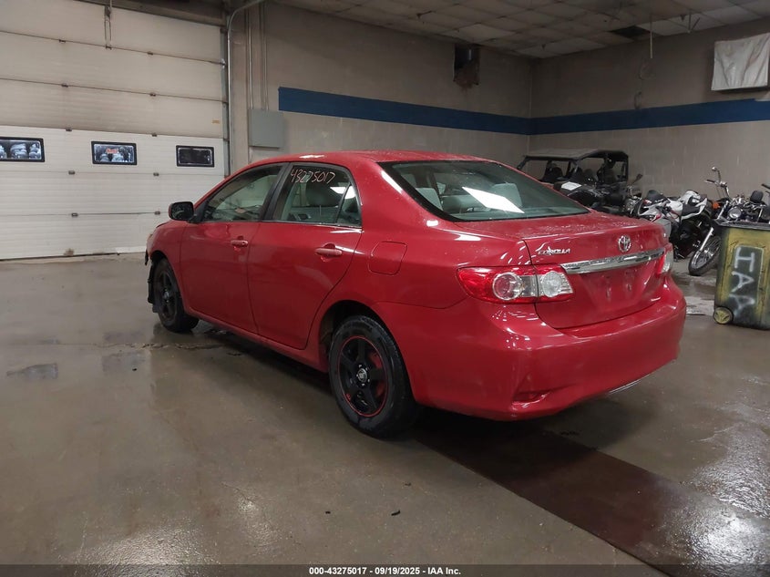 2T1BU4EE6BC702647 2011 TOYOTA COROLLA photo no. 3
