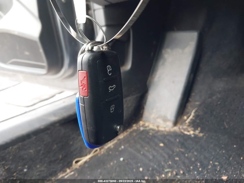 2017 VOLKSWAGEN PASSAT 1.8T SE - 1VWBT7A3XHC035041