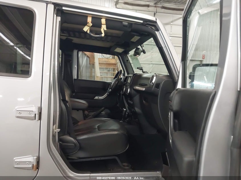 2013 JEEP WRANGLER UNLIMITED SAHARA 1C4BJWEG8DL608710