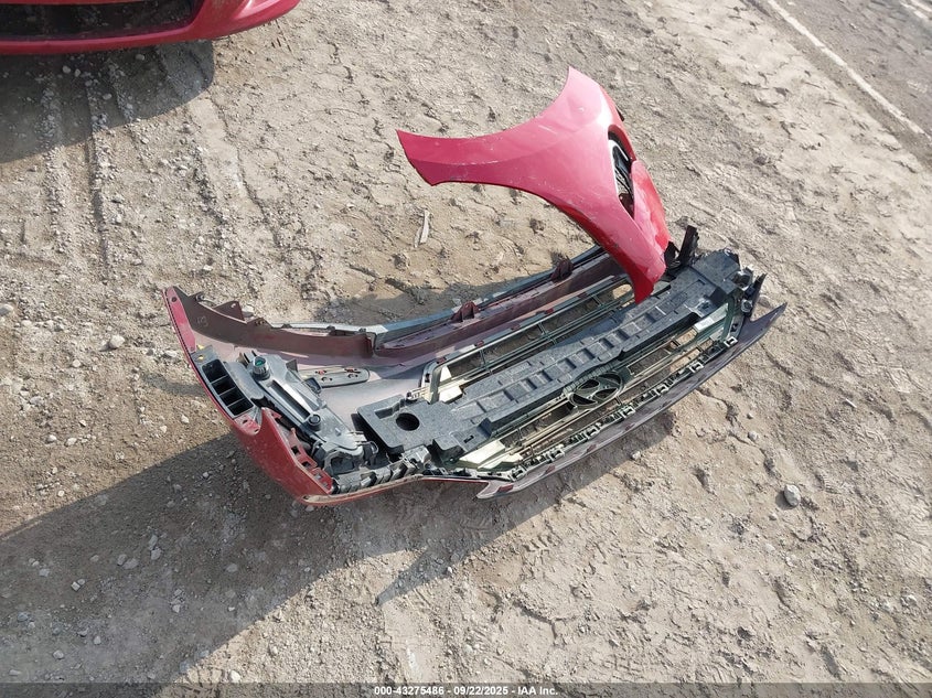 2017 HYUNDAI ELANTRA LIMITED - 5NPD84LF7HH009407