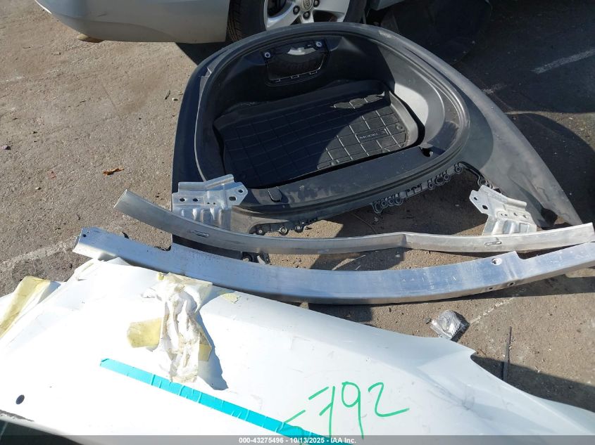 2019 Tesla Model 3 Long Range/Mid Range/Standard Range/Standard Range Plus VIN: 5YJ3E1EA0KF415992 Lot: 43275496