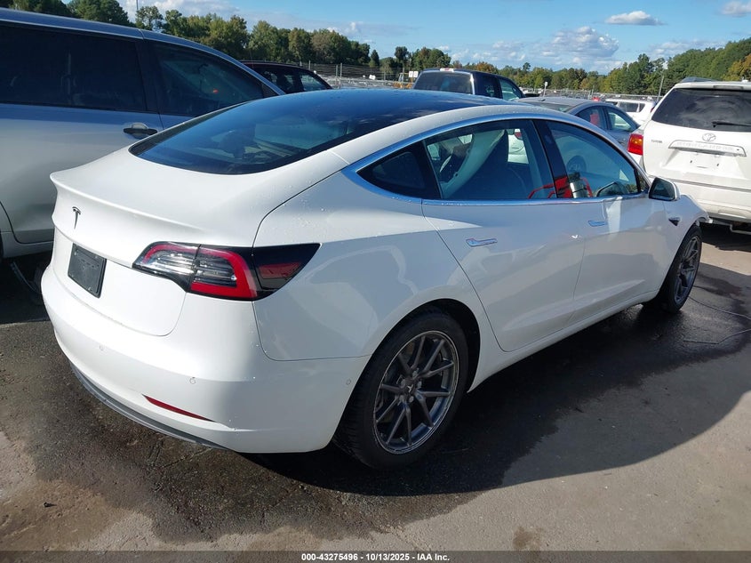 5YJ3E1EA0KF415992 2019 TESLA MODEL 3 photo no. 4
