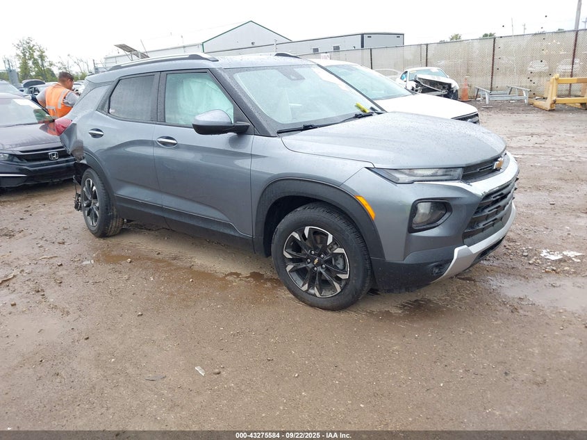 CHEVROLET TRAILBLAZER FWD LT