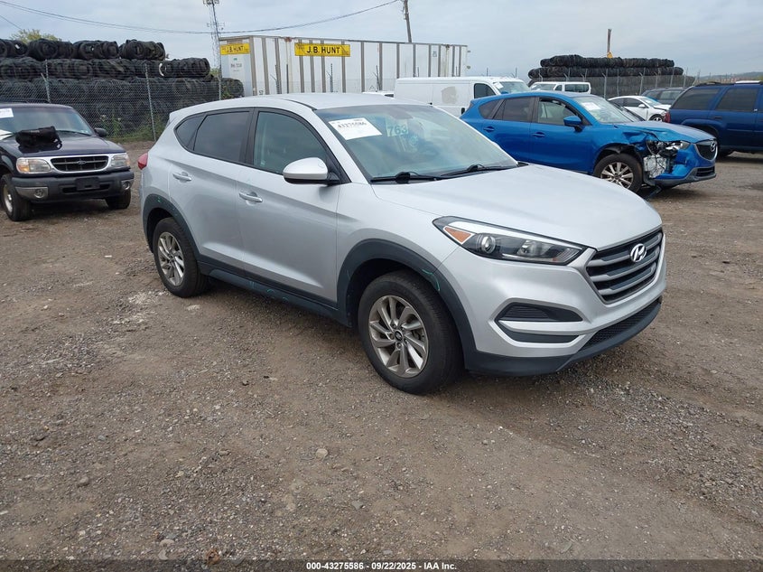 HYUNDAI TUCSON SE