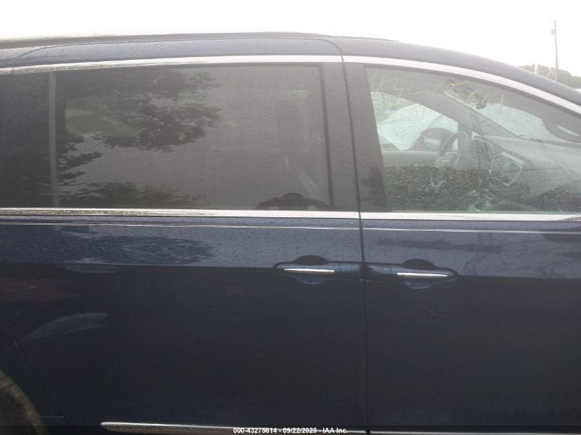 2020 Chrysler Pacifica Touring L VIN: 2C4RC1BG0LR131924 Lot: 43275614