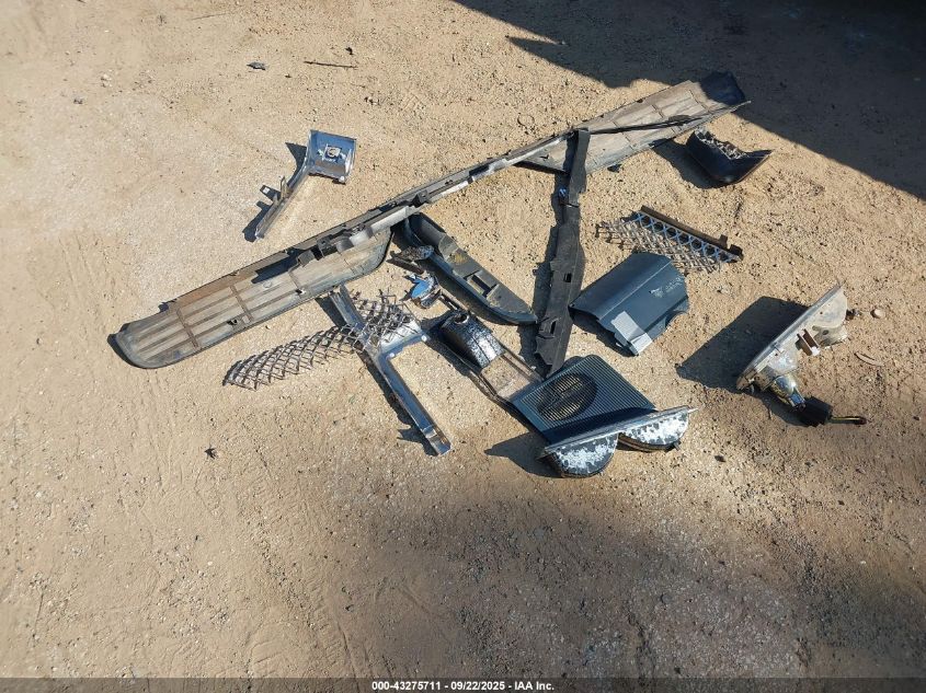 1994 Chevrolet Gmt-400 C1500 VIN: 2GCEC19S1R1153107 Lot: 43275711