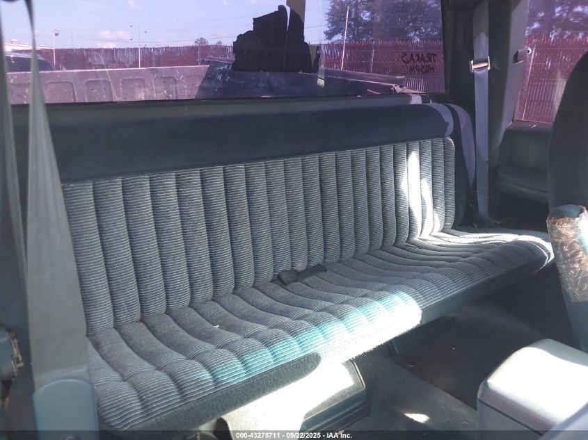 1994 Chevrolet Gmt-400 C1500 VIN: 2GCEC19S1R1153107 Lot: 43275711