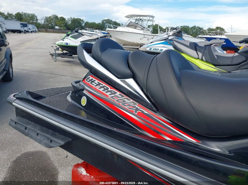 2012 Kawasaki Ultra 250 X VIN: KAW50330K112 Lot: 43275801