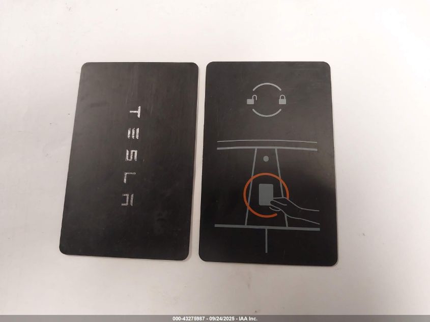 2023 Tesla Model Y Awd/Long Range Dual Motor All-Wheel Drive VIN: 7SAYGDEE3PF957974 Lot: 43275987