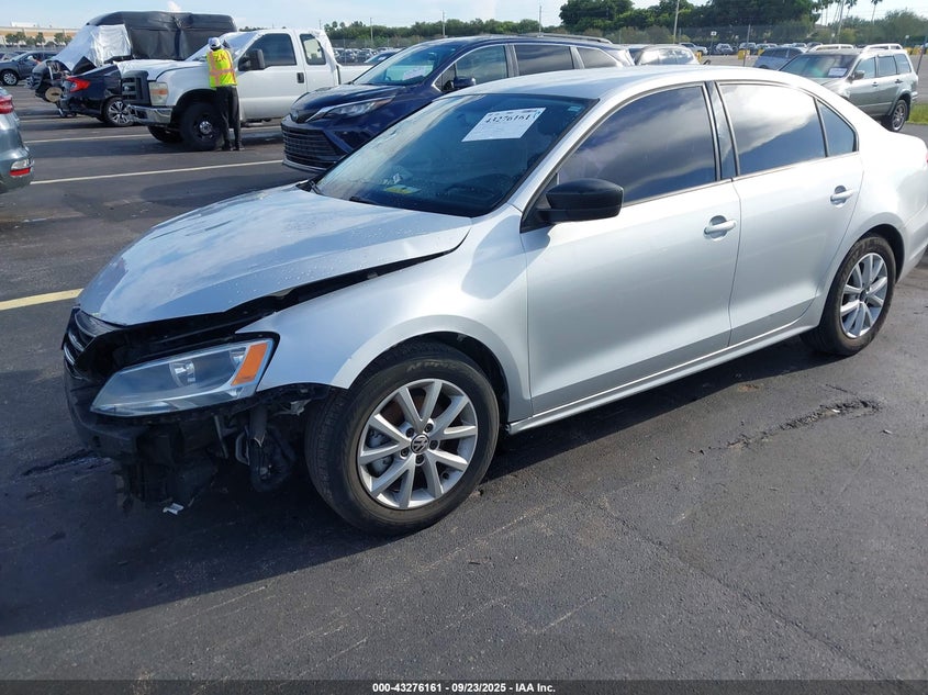 2015 VOLKSWAGEN JETTA 1.8T SE - 3VWD17AJ9FM329829