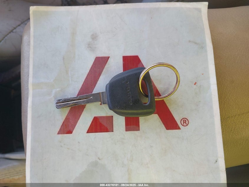 2004 Volvo S80 2.9 VIN: YV1TS92D441355923 Lot: 43276181