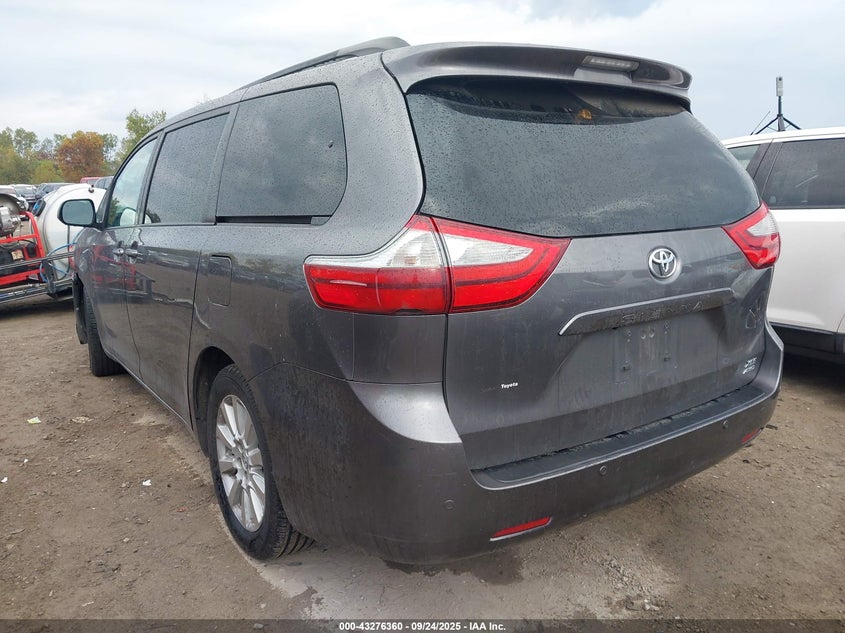 5TDDK3DC0FS096221 2015 TOYOTA SIENNA photo no. 3