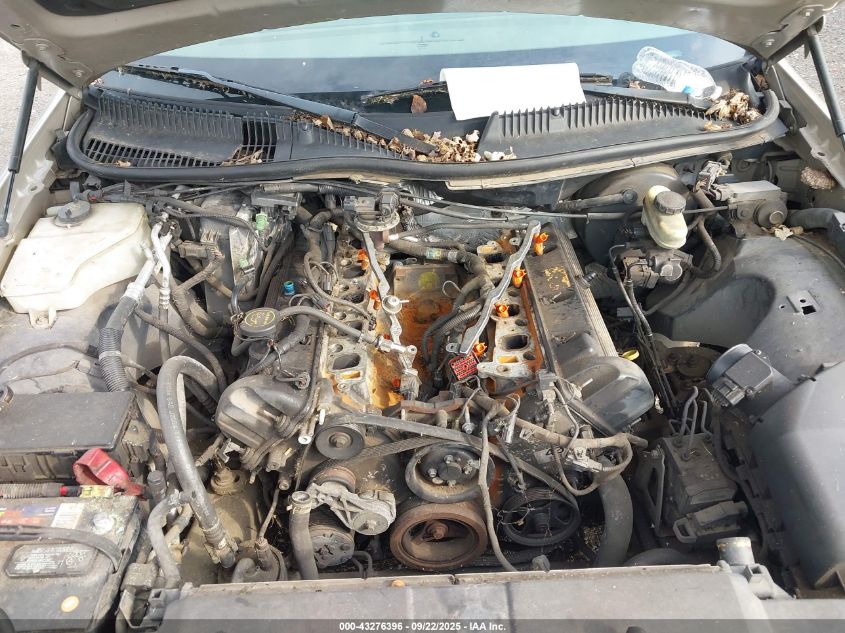 2004 Lincoln Town Car Signature VIN: 1LNHM81W24Y653943 Lot: 43276396