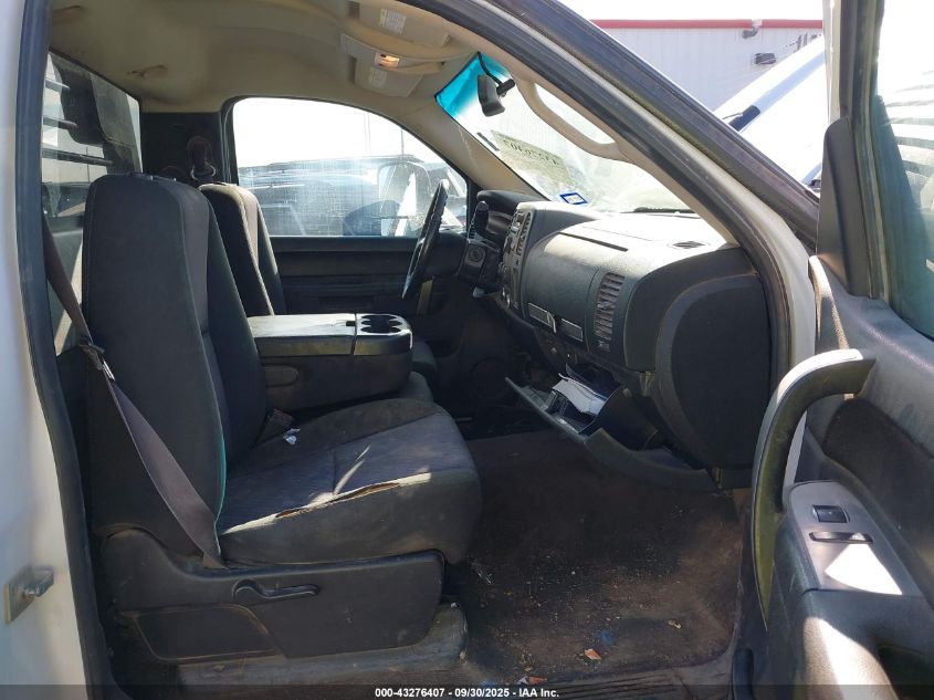 2013 Chevrolet Silverado 3500Hd Lt VIN: 1GB3K0C82DZ335310 Lot: 43276407