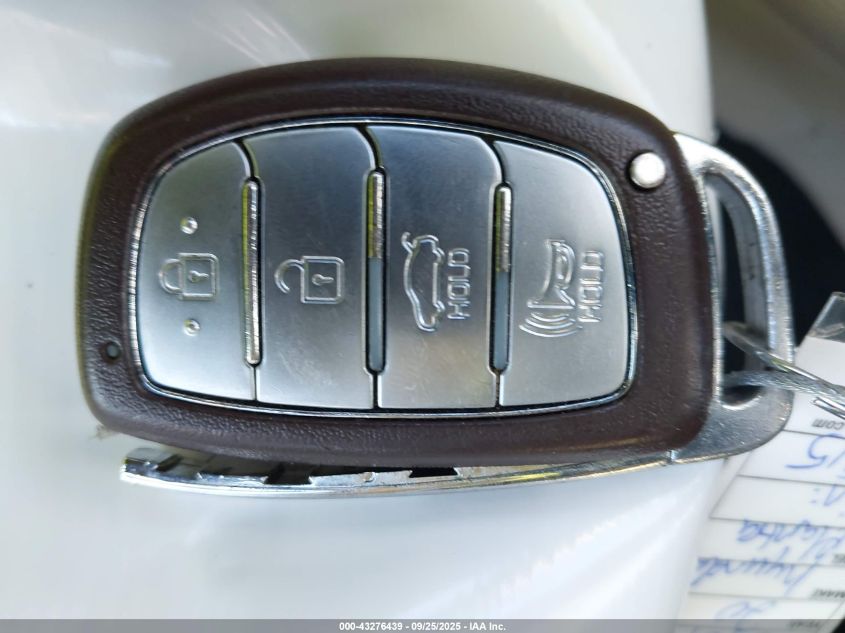 2020 Hyundai Elantra Limited VIN: 5NPD84LF4LH522915 Lot: 43276439