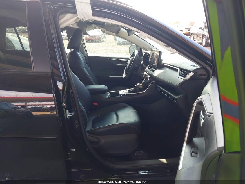 2024 TOYOTA RAV4 HYBRID XLE PREMIUM - 2T3B6RFV1RW071814