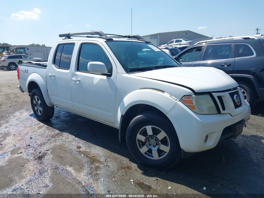NISSAN FRONTIER PRO-4X