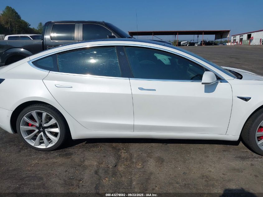 2018 Tesla Model 3 Long Range/Mid Range VIN: 5YJ3E1EAXJF025089 Lot: 43276582