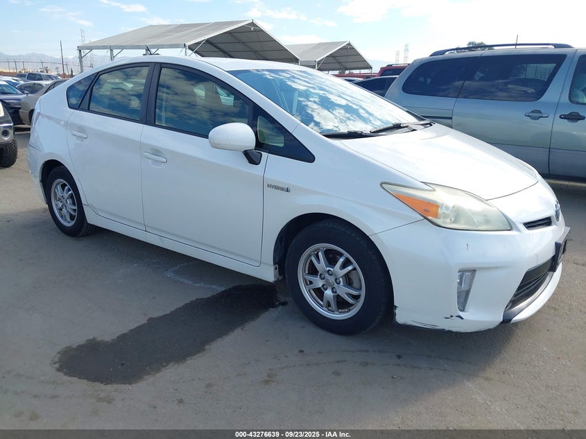 TOYOTA PRIUS THREE