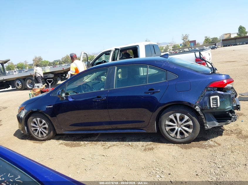 2021 TOYOTA COROLLA HYBRID LE - JTDEAMDE4MJ007520