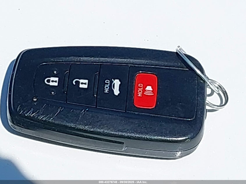 2021 TOYOTA COROLLA HYBRID LE - JTDEAMDE4MJ007520