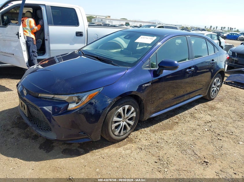 2021 TOYOTA COROLLA HYBRID LE - JTDEAMDE4MJ007520