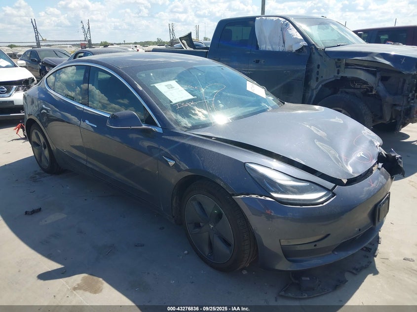 TESLA MODEL 3 LONG RANGE DUAL MOTOR ALL-WHEEL DRIVE
