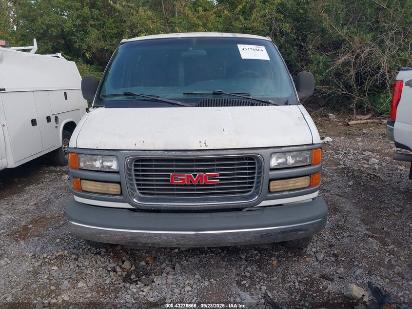 1998 GMC Savana Standard VIN: 1GTFG15M1W1060587 Lot: 43276866