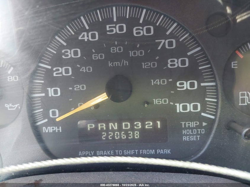 1998 GMC Savana Standard VIN: 1GTFG15M1W1060587 Lot: 43276866