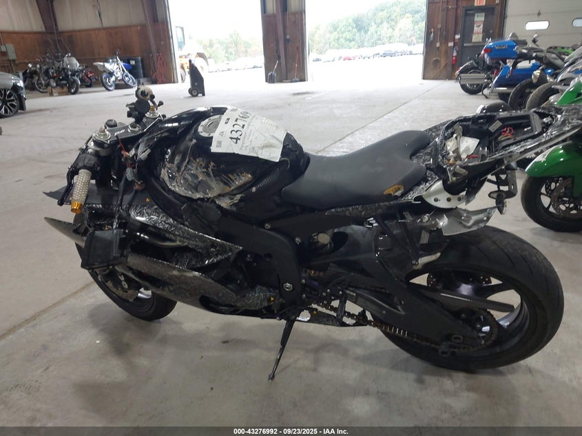 2012 YAMAHA YZFR6 JYARJ16E3CA027572