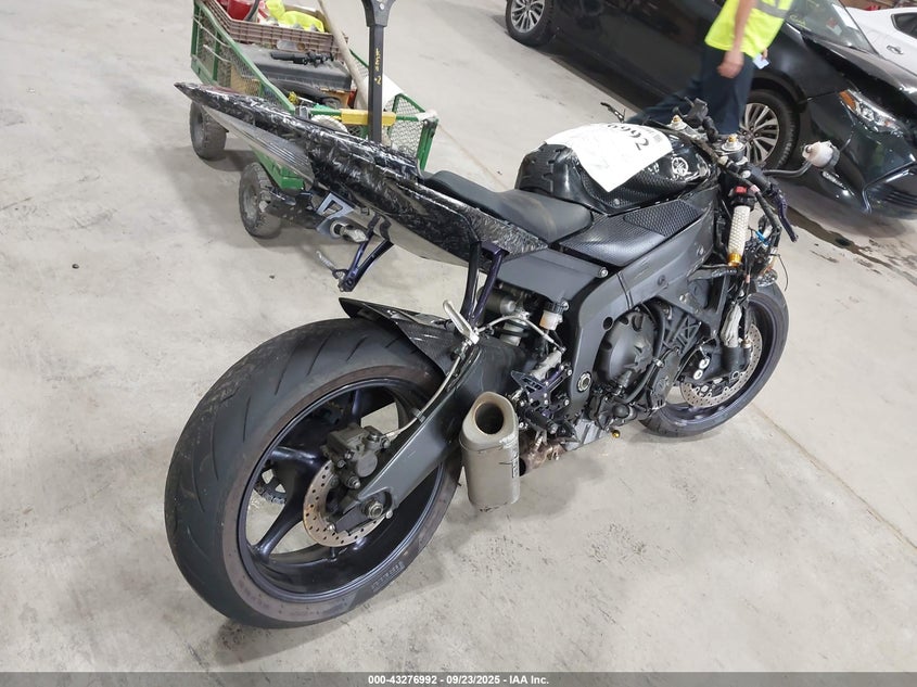 2012 YAMAHA YZFR6 JYARJ16E3CA027572