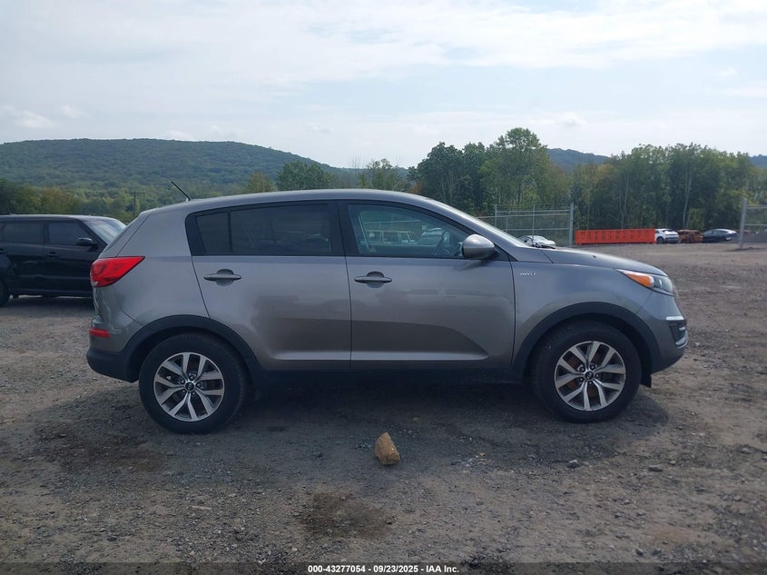2016 KIA SPORTAGE LX KNDPBCAC5G7876566