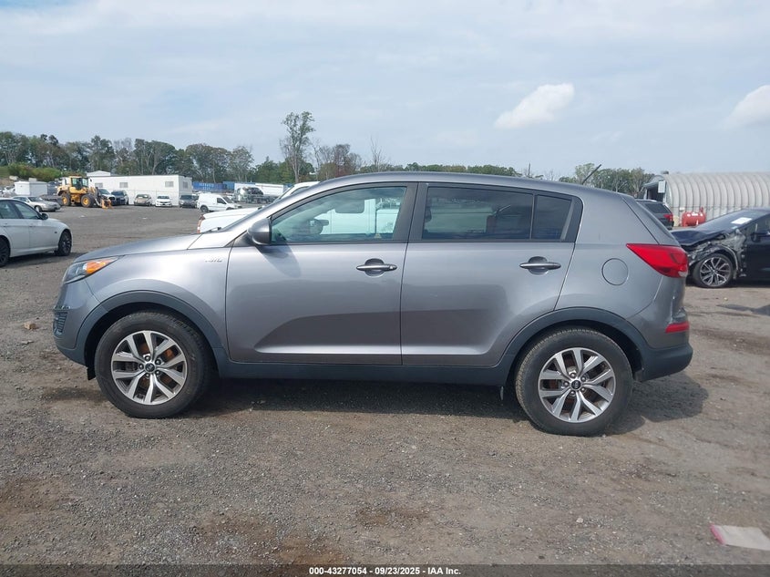 2016 KIA SPORTAGE LX KNDPBCAC5G7876566