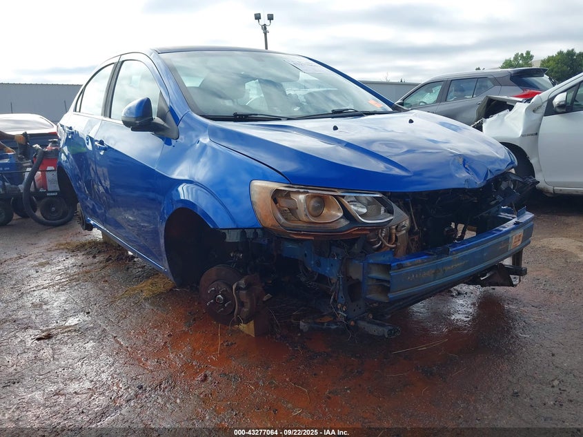 CHEVROLET SONIC LT AUTO