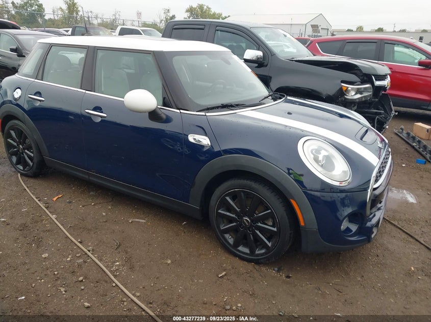 2015 MINI HARDTOP COOPER S - WMWXU3C52F2B65749