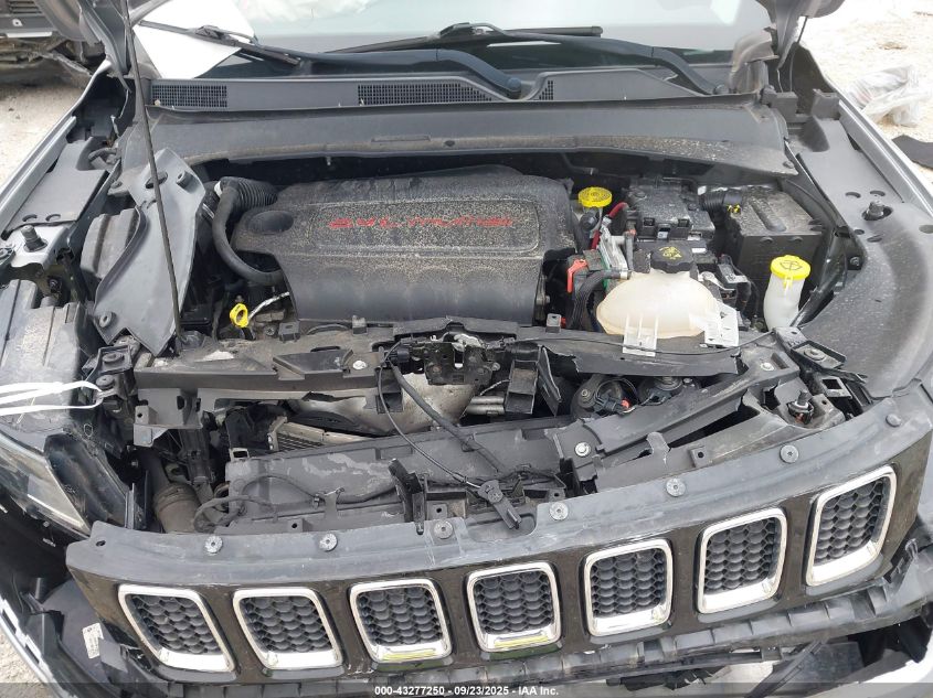 2018 Jeep Compass Latitude 4X4 VIN: 3C4NJDBB9JT479046 Lot: 43277250