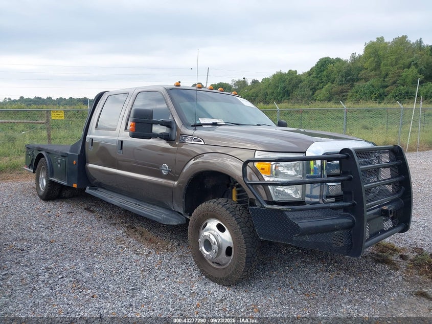 1FD8W3HT2GED21077 2016 FORD F350 photo no. 2