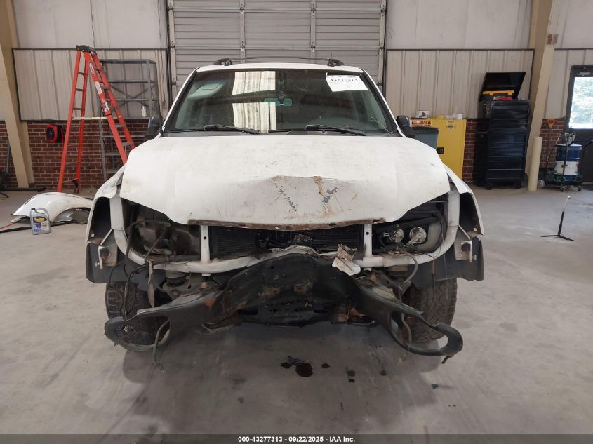 2005 GMC Envoy Sle VIN: 1GKDS13S452195602 Lot: 43277313