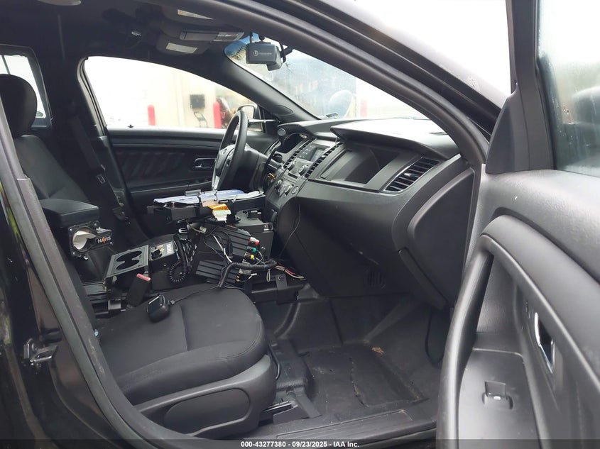 2015 FORD POLICE INTERCEPTOR - 1FAHP2MK2FG159582