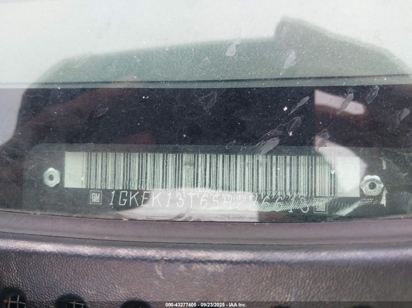 2005 GMC Yukon Slt VIN: 1GKEK13T65R226613 Lot: 43277405