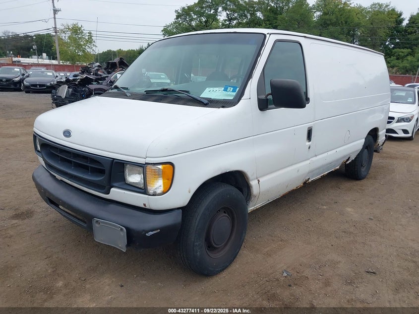 1FTRE1427WHB61773 1998 FORD ECONOLINE photo no. 2