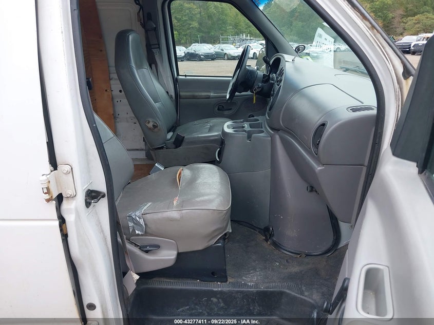 1FTRE1427WHB61773 1998 FORD ECONOLINE photo no. 5