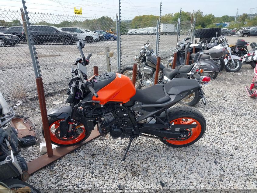 2024 Ktm 990 Duke VIN: VBKTV9405RM994971 Lot: 43277538